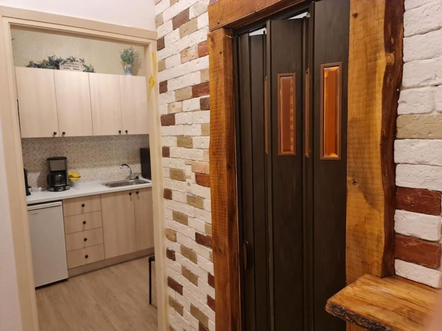6 Καλινοβου Center Of Athens Πεδιον Αρεωσ Apartment Екстериор снимка